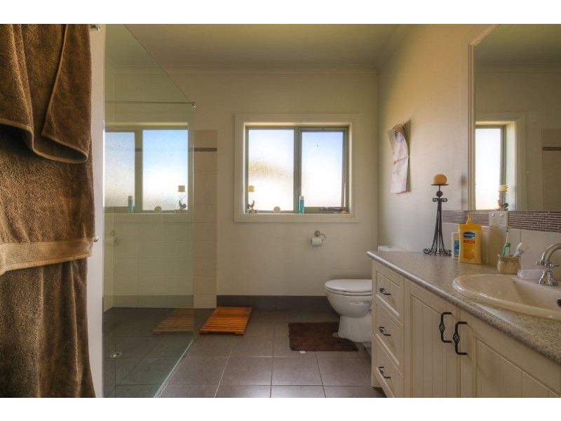 1525 Princes Hwy, Port Fairy VIC 3284