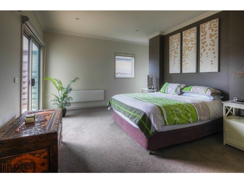 6 Martin Laurence Place, Port Fairy VIC 3284