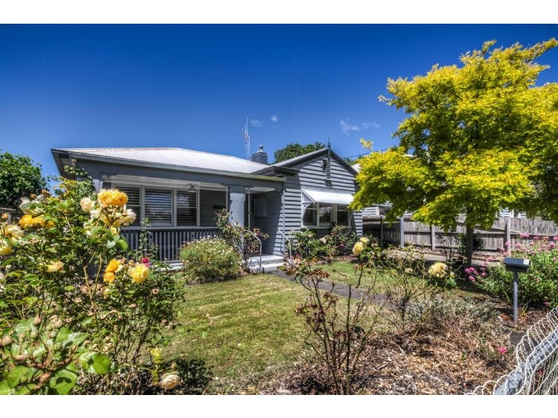 1 Cox Street, Port Fairy VIC 3284