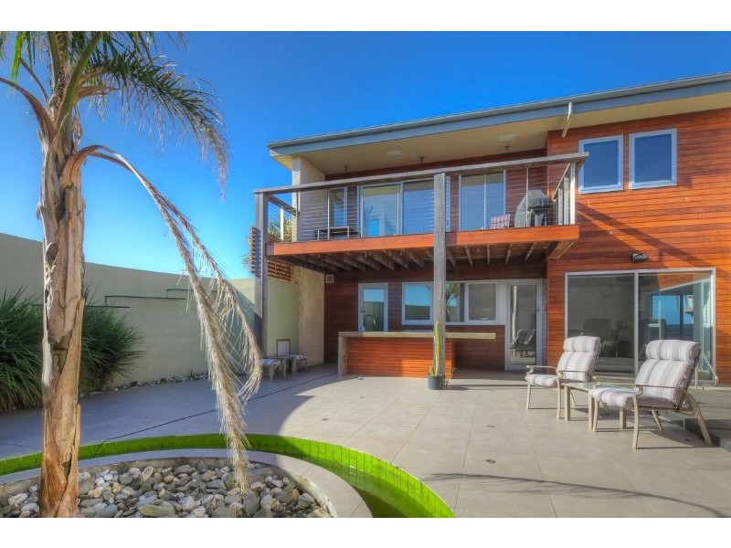 64 Ocean Drive, Port Fairy VIC 3284