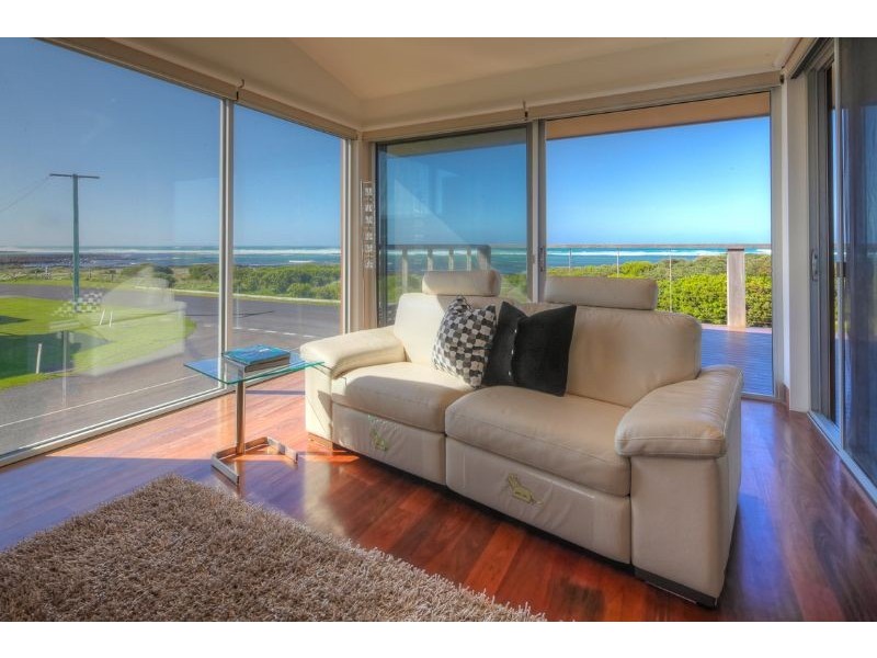 64 Ocean Drive, Port Fairy VIC 3284