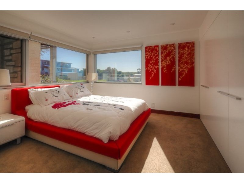 64 Ocean Drive, Port Fairy VIC 3284