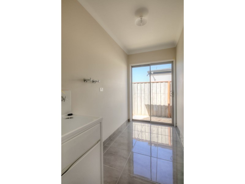 1 McGill Court, Port Fairy VIC 3284