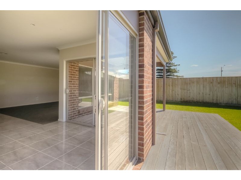 1 McGill Court, Port Fairy VIC 3284