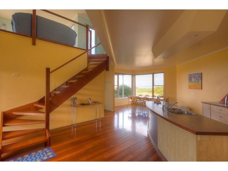 74 Ocean Drive, Port Fairy VIC 3284