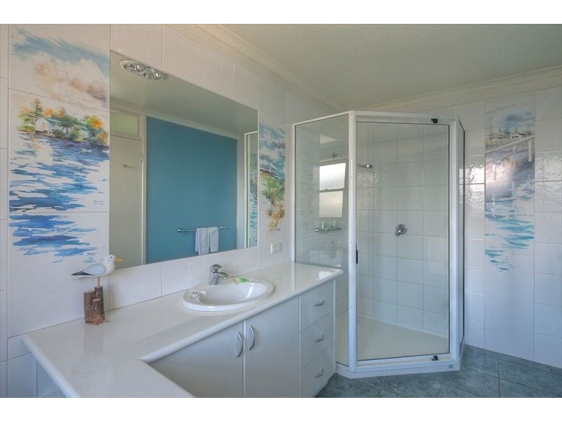74 Ocean Drive, Port Fairy VIC 3284