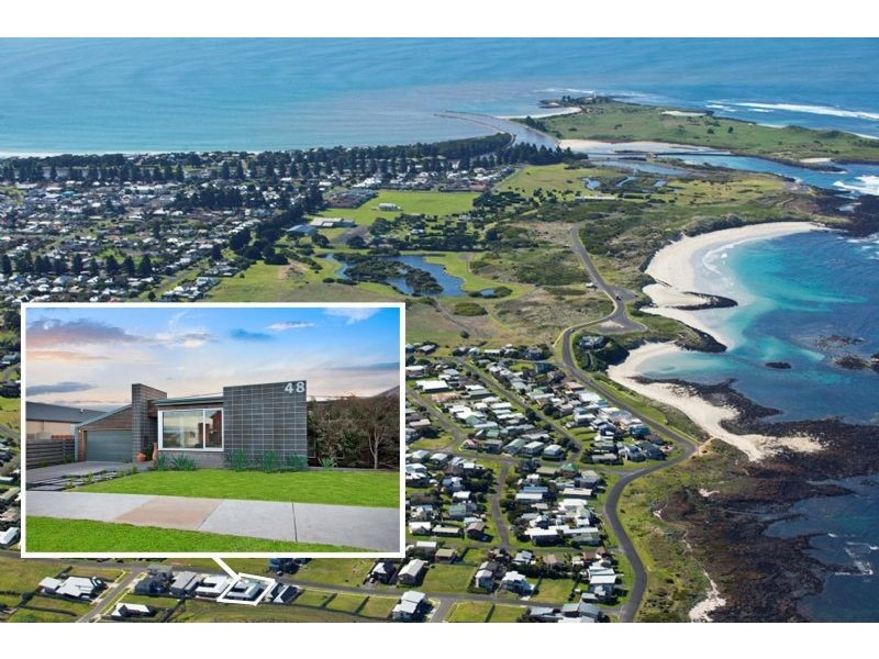 48 Philip Street, Port Fairy VIC 3284