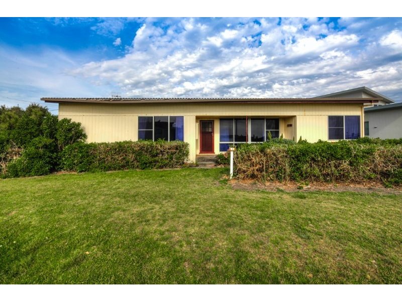 2 Powling Street, Port Fairy VIC 3284