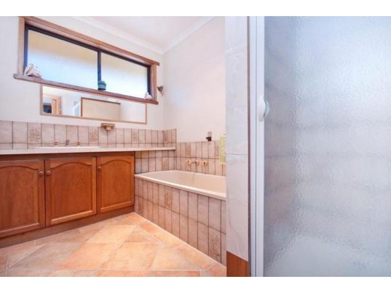 11 Atkinson Street, Port Fairy VIC 3284