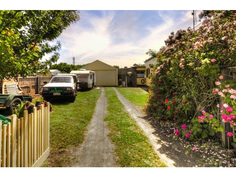 12  Barclay Street, Port Fairy VIC 3284