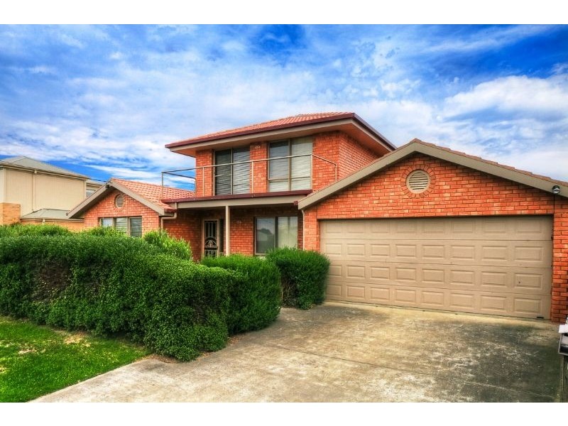 16 Anna Catherine Drive, Port Fairy VIC 3284