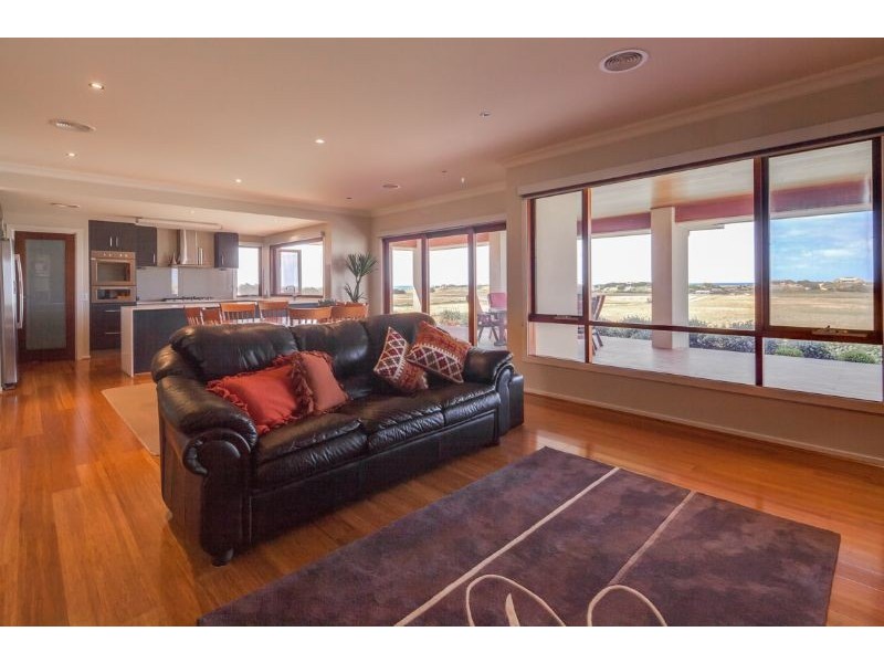 2579 Princes Highway, Port Fairy VIC 3284
