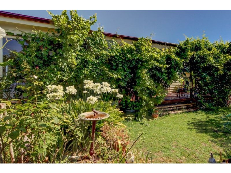 11 Baxter Street, Port Fairy VIC 3284