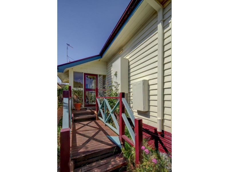 11 Baxter Street, Port Fairy VIC 3284