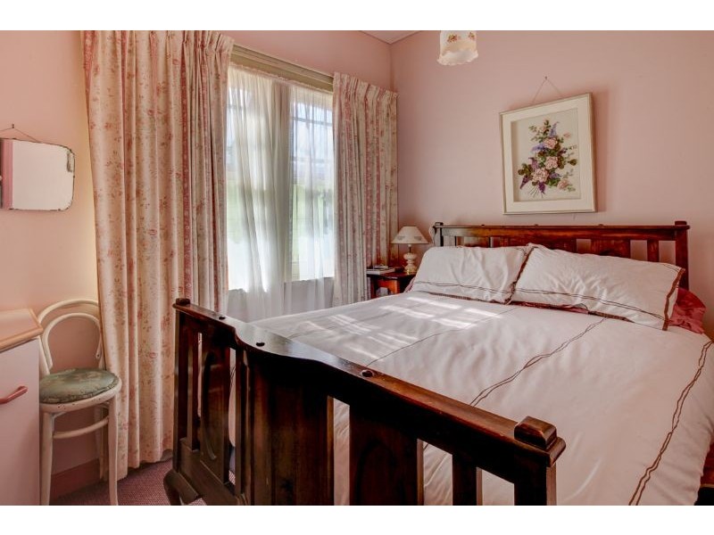 11 Baxter Street, Port Fairy VIC 3284