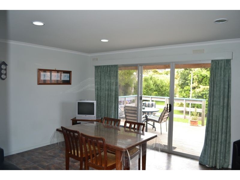 8 ODowd Crt, Port Fairy VIC 3284