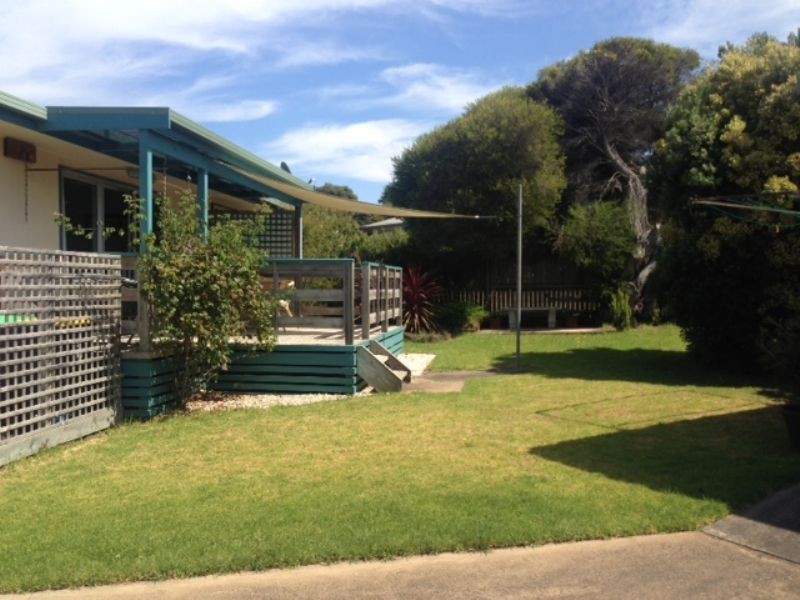 8 ODowd Crt, Port Fairy VIC 3284