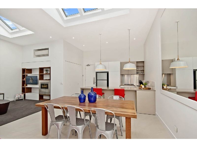 APT 3/32 – 32A Bank Street, Port Fairy VIC 3284