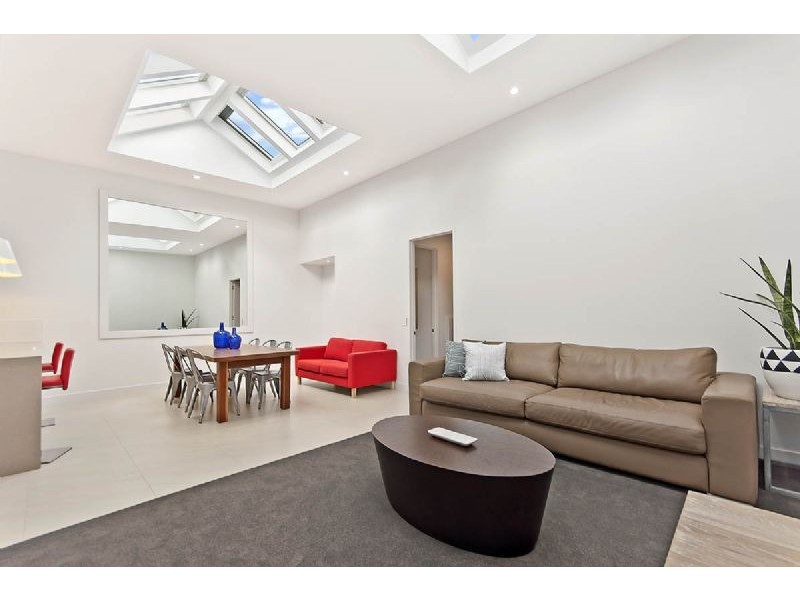 APT 3/32 – 32A Bank Street, Port Fairy VIC 3284