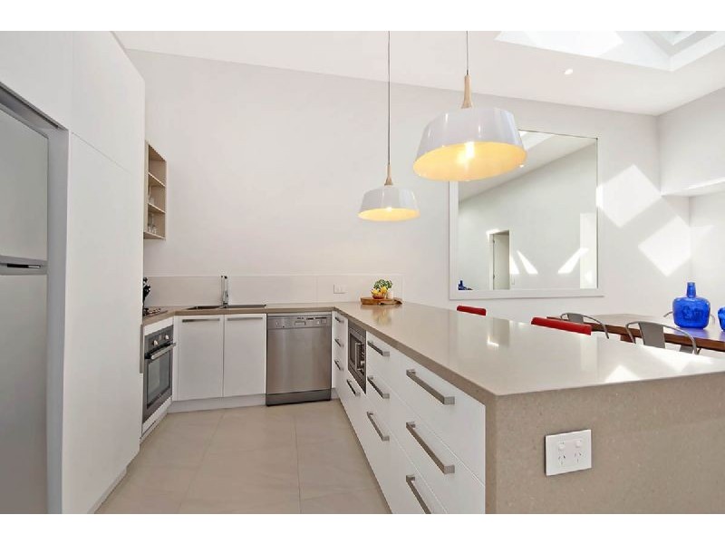 APT 3/32 – 32A Bank Street, Port Fairy VIC 3284