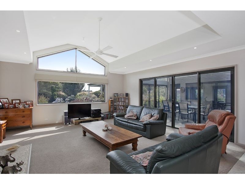 40 Irvings Lane, Koroit VIC 3282