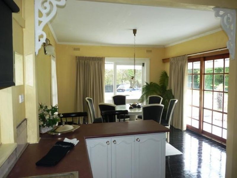 8641 Caramut Rd, Winslow VIC 3281