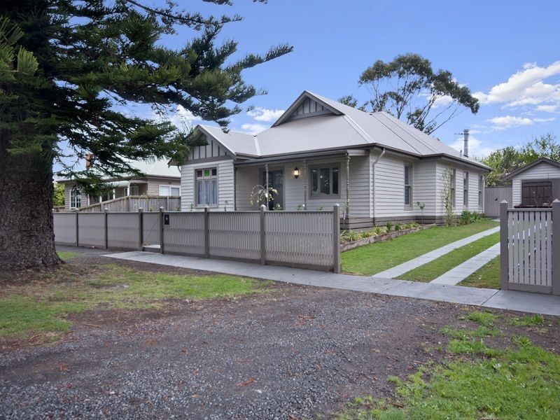 52 William Street, Port Fairy VIC 3284