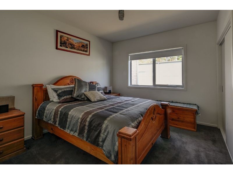 6 Mariner Court, Port Fairy VIC 3284