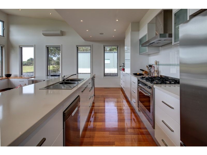 6 Mariner Court, Port Fairy VIC 3284