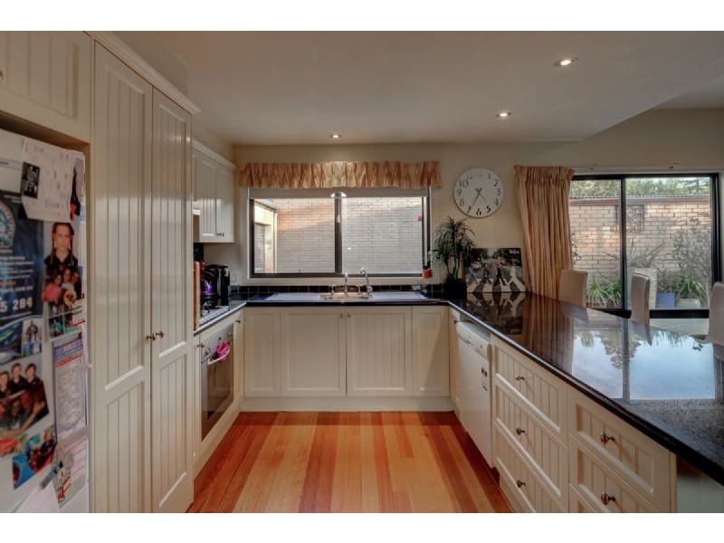3 Osmonds Lane, Port Fairy VIC 3284