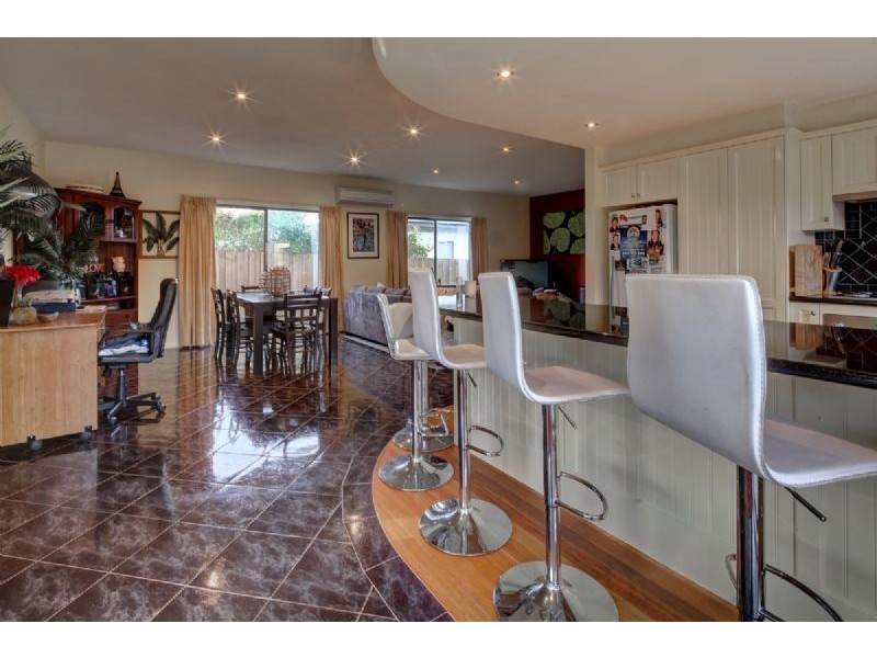 3 Osmonds Lane, Port Fairy VIC 3284