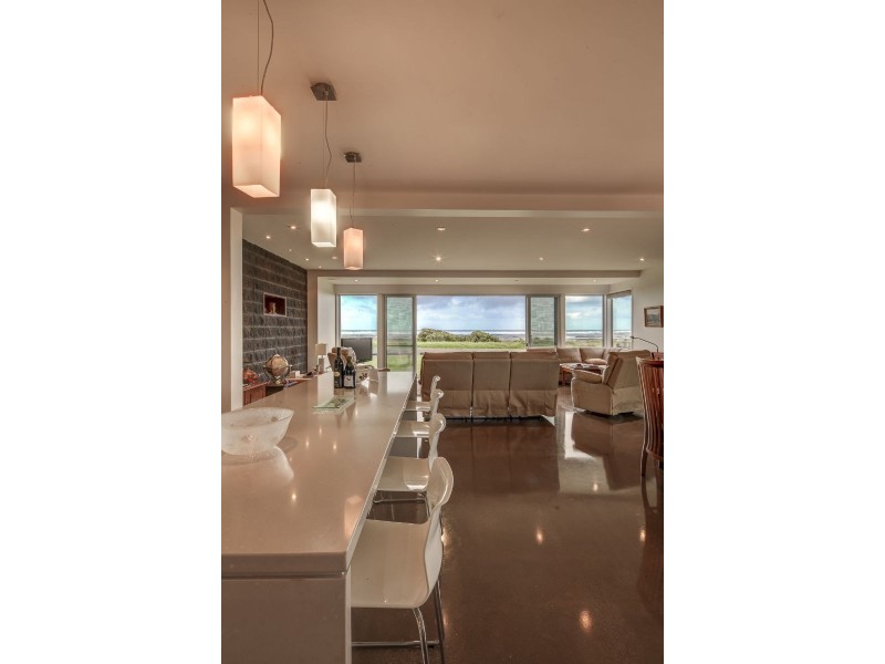 38 Ocean Drive, Port Fairy VIC 3284