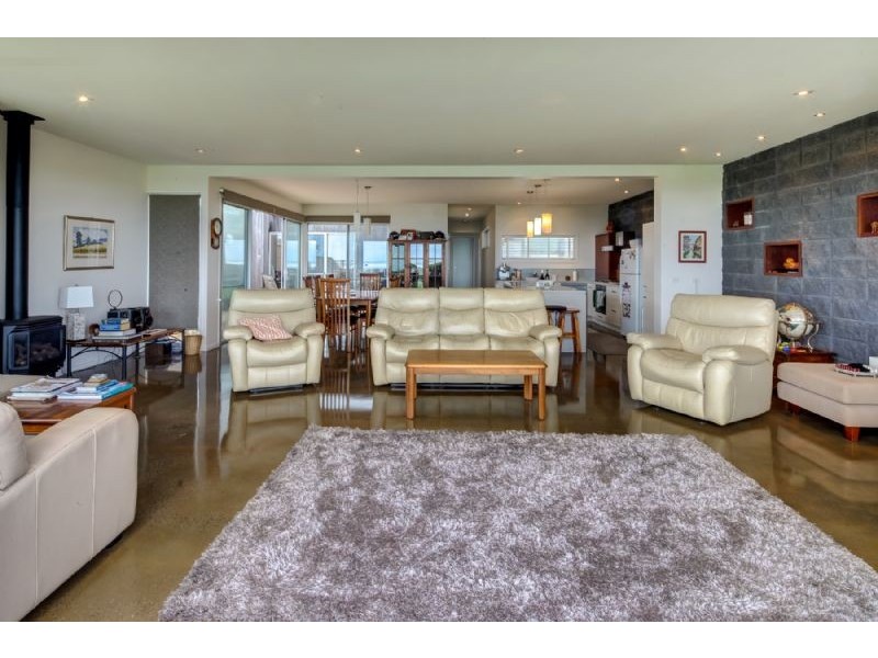 38 Ocean Drive, Port Fairy VIC 3284