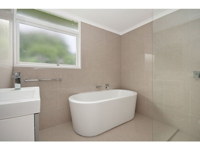 28 Reardon Street, Port Fairy VIC 3284