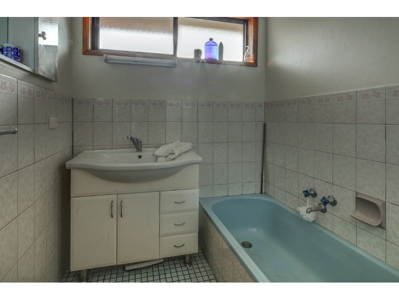 10 Moyne Crt, Port Fairy VIC 3284