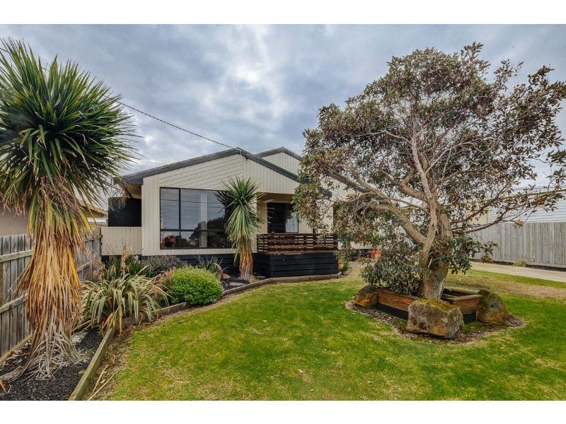 51 Powling Street, Port Fairy VIC 3284