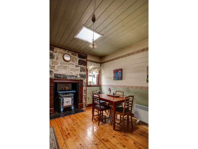 19 Albert Street, Port Fairy VIC 3284