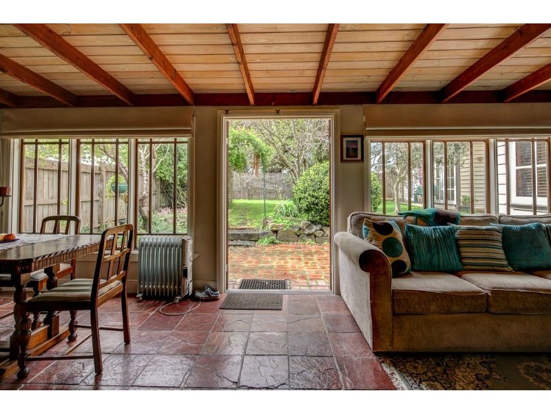 19 Albert Street, Port Fairy VIC 3284