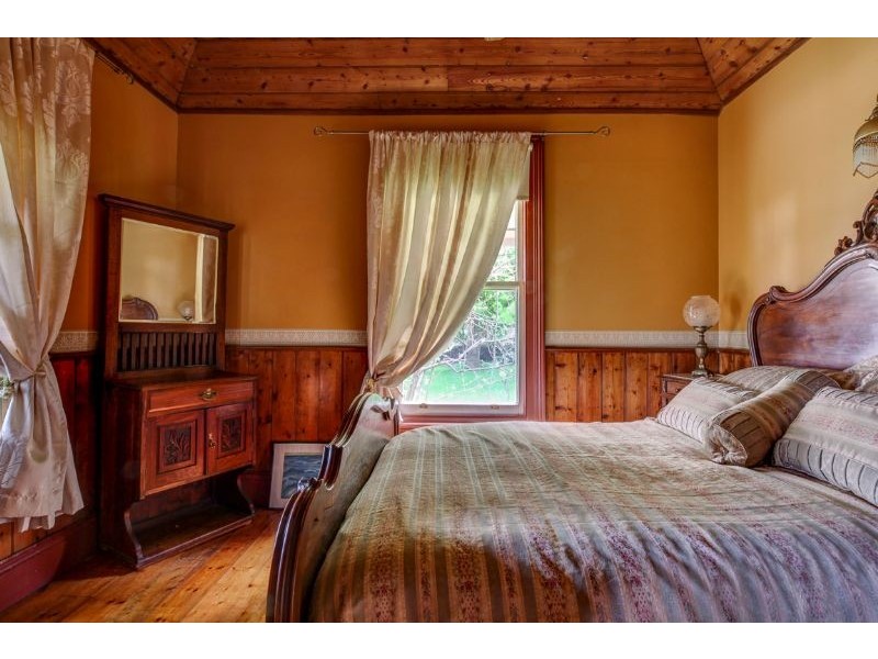 19 Albert Street, Port Fairy VIC 3284