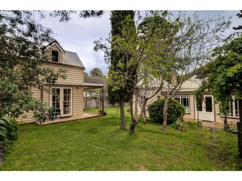 19 Albert Street, Port Fairy VIC 3284