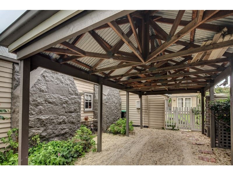 19 Albert Street, Port Fairy VIC 3284