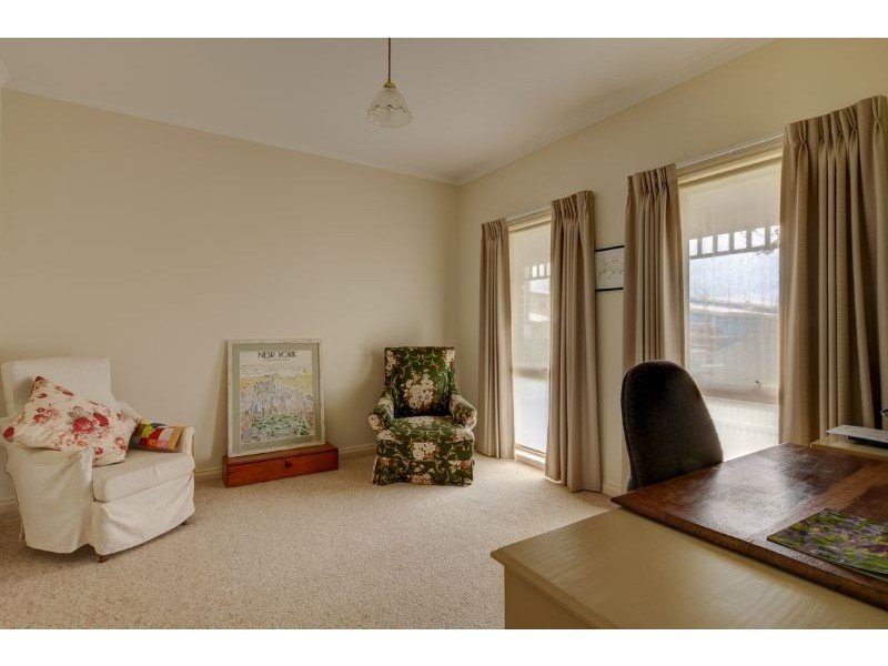 17 Osmonds Lane, Port Fairy VIC 3284