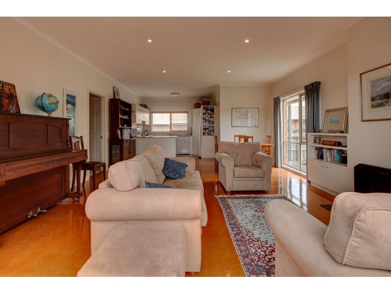 17 Osmonds Lane, Port Fairy VIC 3284