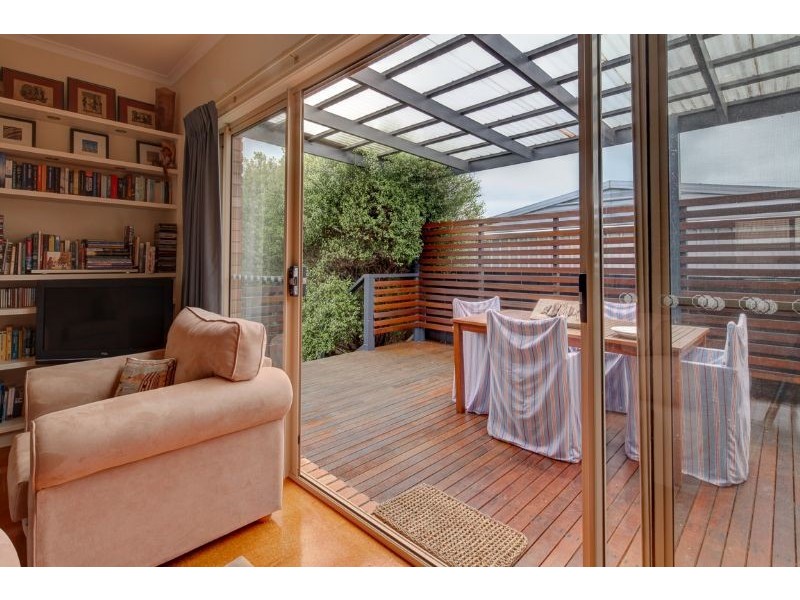 17 Osmonds Lane, Port Fairy VIC 3284