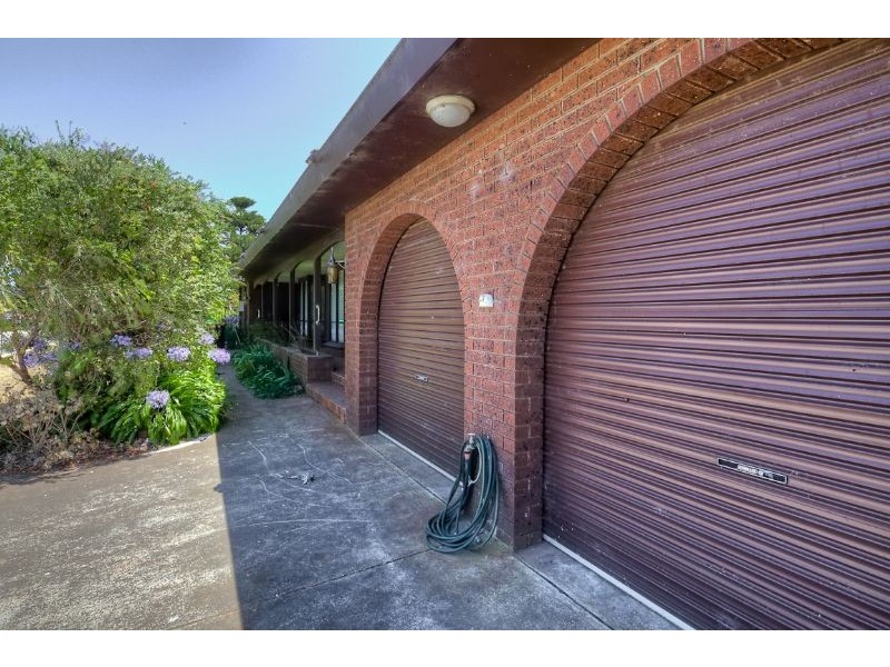 111 Princes Hwy, Port Fairy VIC 3284
