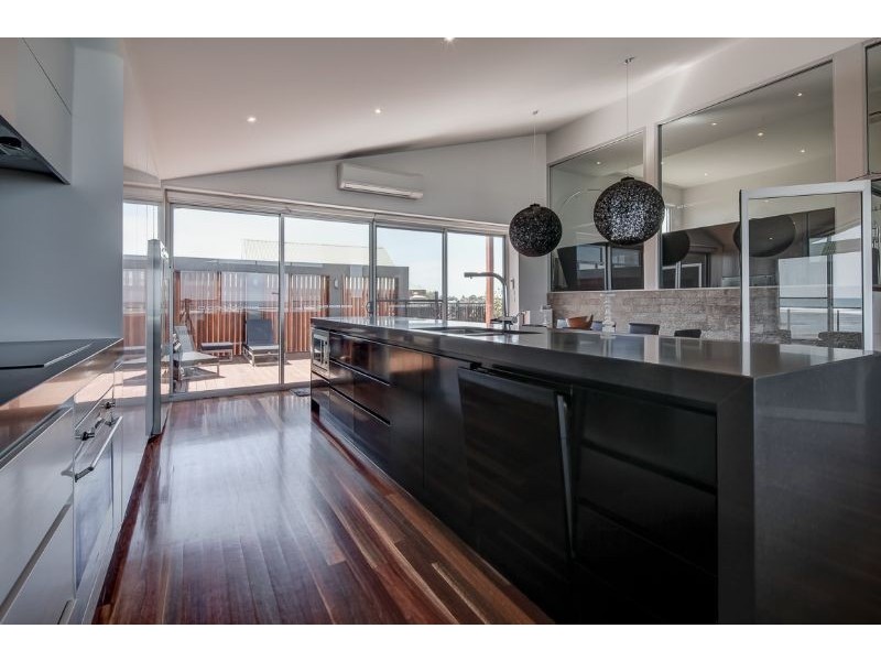 16 Ocean Drive, Port Fairy VIC 3284