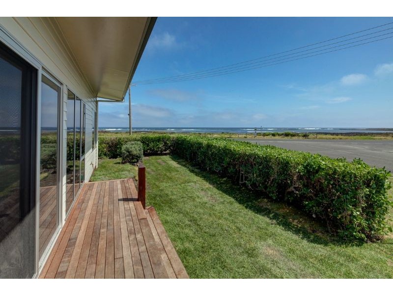 2 Powling Street, Port Fairy VIC 3284