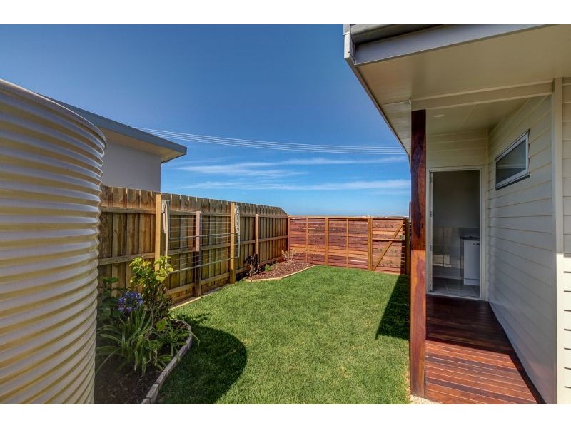 2 Powling Street, Port Fairy VIC 3284