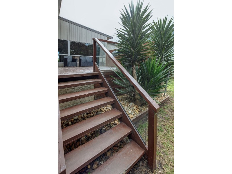 9 Mariner Crt, Port Fairy VIC 3284