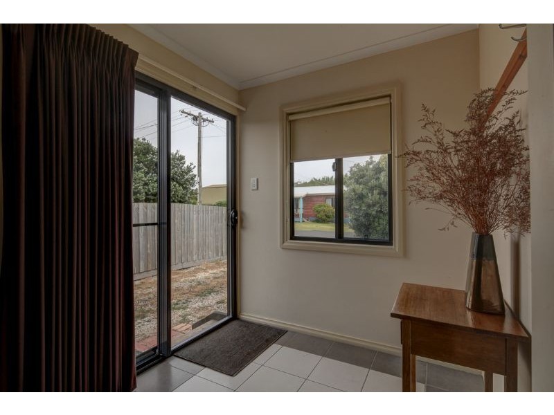 10 Reardon Street, Port Fairy VIC 3284